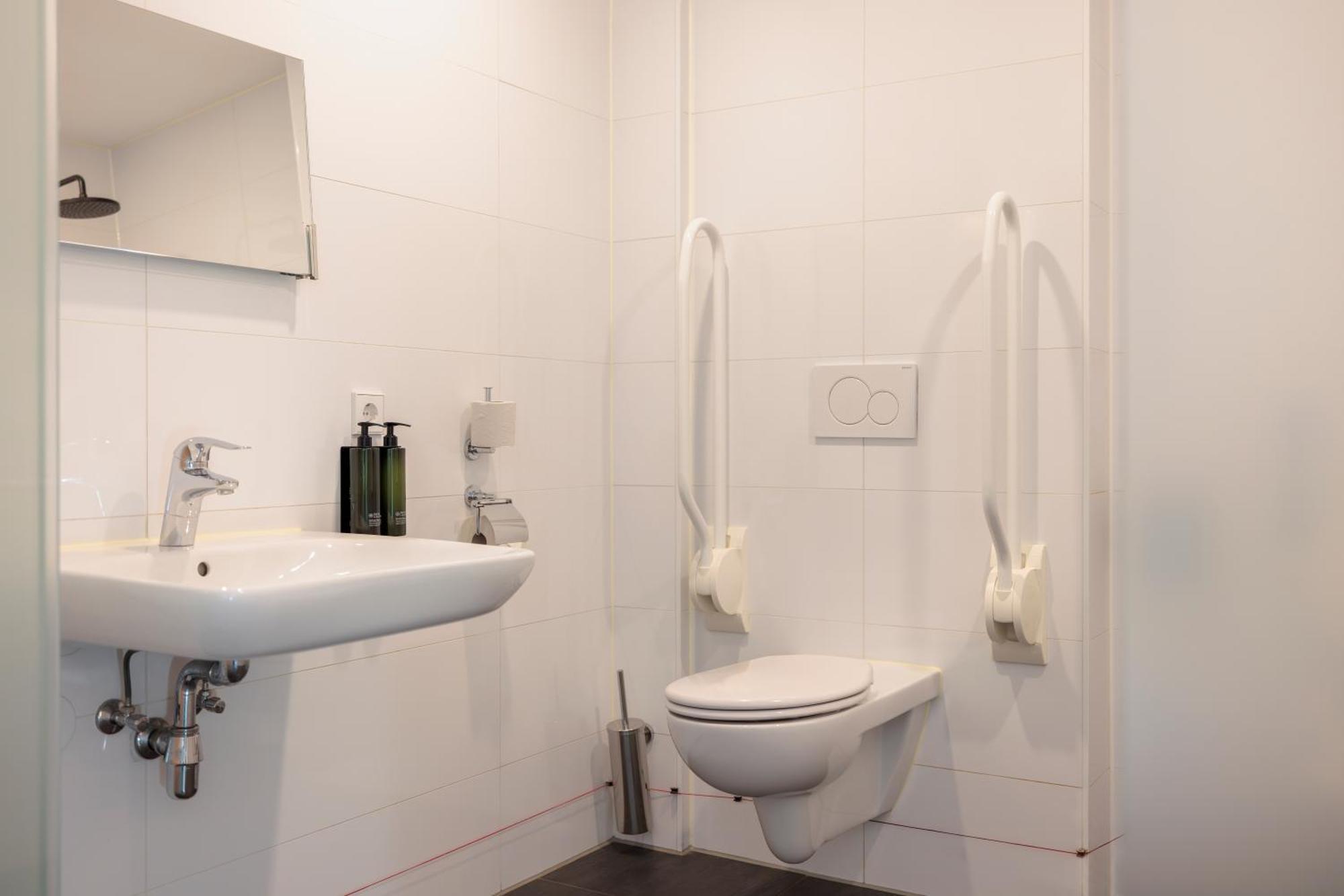 Maxhotel Amsterdam Airport Schiphol - Recently Renovated Hoofddorp Quarto foto