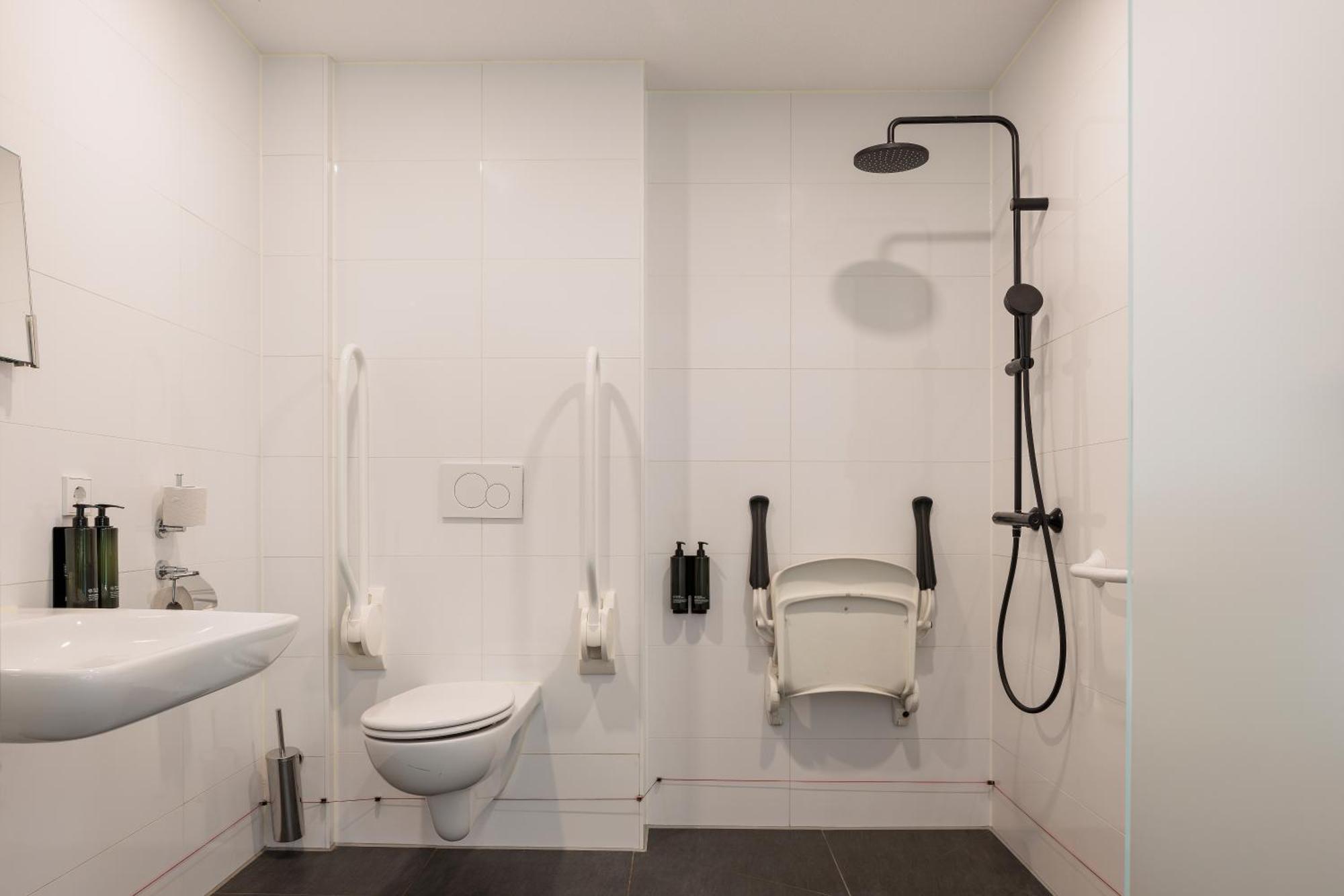Maxhotel Amsterdam Airport Schiphol - Recently Renovated Hoofddorp Quarto foto